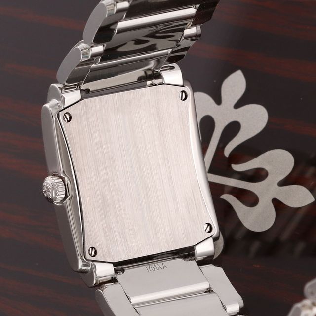Patek Philippe Twenty-4 4910/1200A-001 Image 2